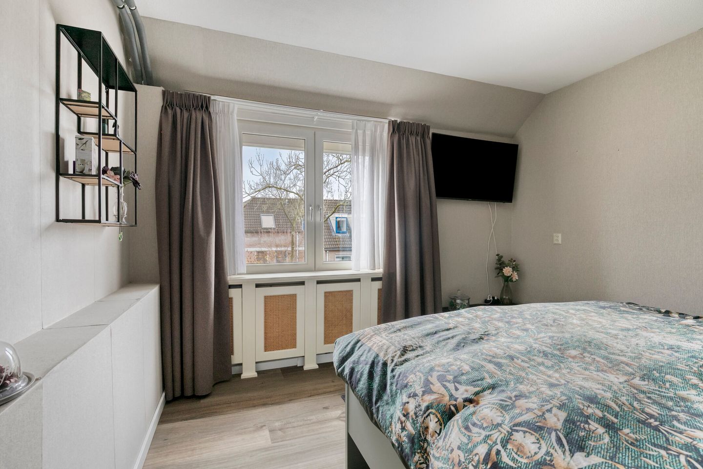 Photo 20 of Chamonixlaan 149