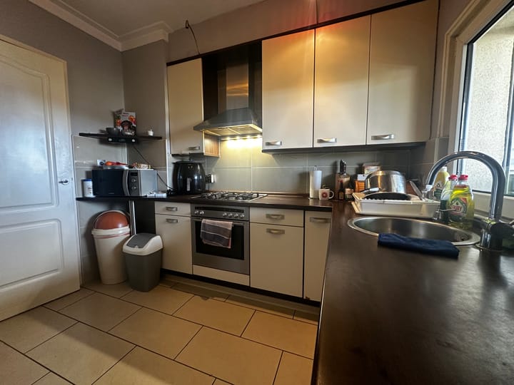 Photo 14 of Nieuwenhofstraat 19