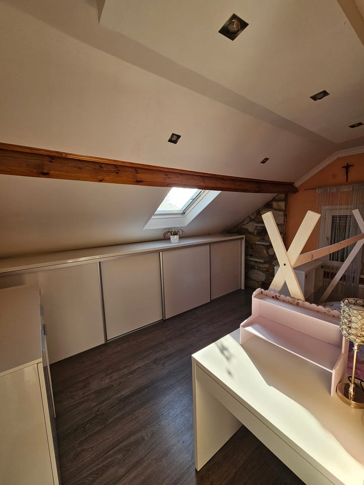 Photo 23 of Nieuwenhofstraat 19