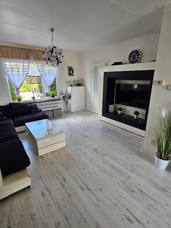 Photo 12 of Nieuwenhofstraat 19