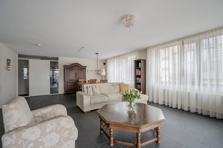 Foto 21 van Koningsveld 135