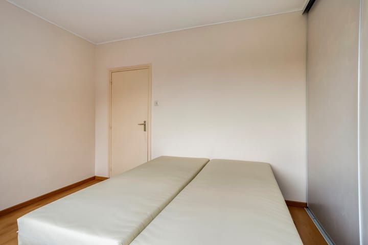 Photo 20 of Julianalaan 40