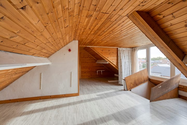 Photo 25 of Julianalaan 40