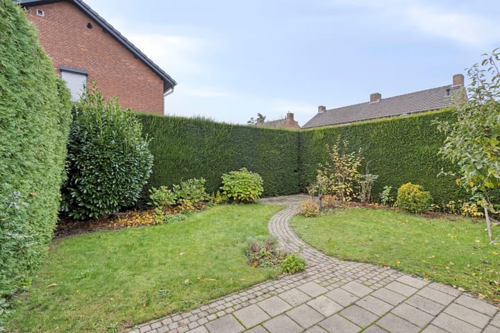 Photo 30 of Julianalaan 40