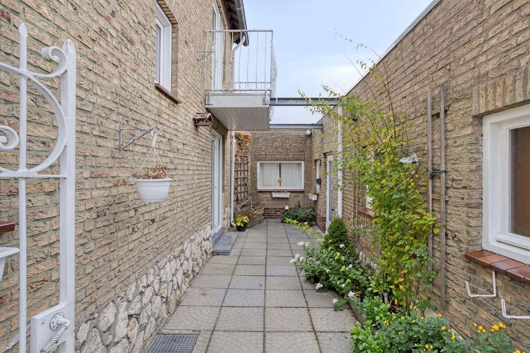 Photo 28 of Julianalaan 40