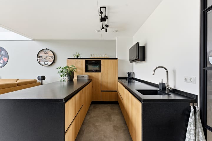 Photo 20 of Botter 55