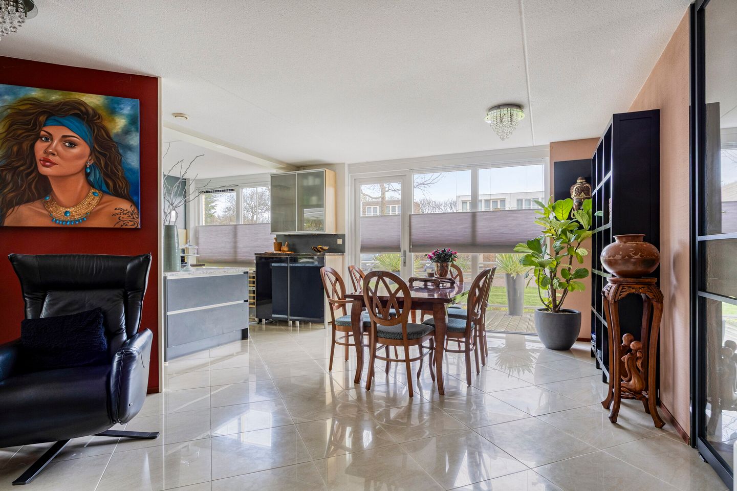 Foto 10 van Warmoezerij 11