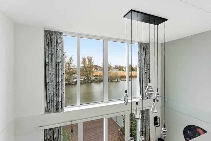 Photo 38 of Botter 55