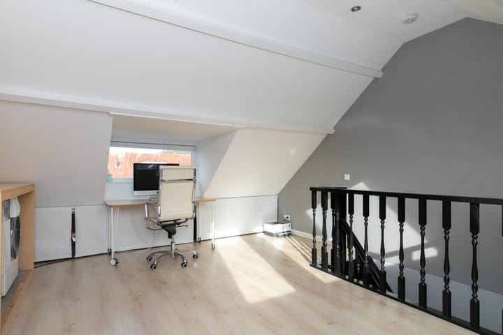 Photo 36 of Daendelsstraat 6