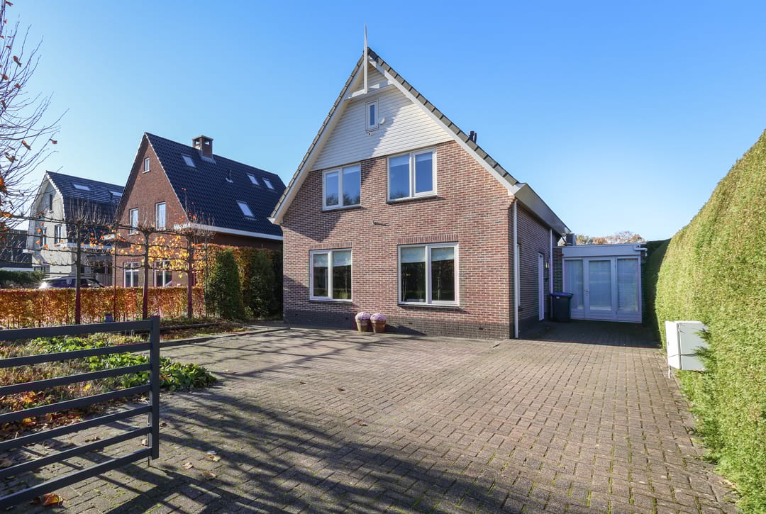 Photo 1 of Voorweg 60