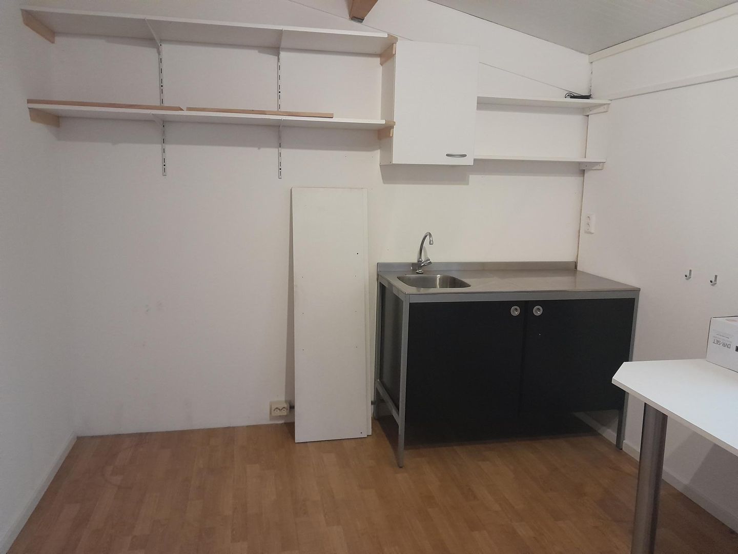 View photo 4 of De Corantijn 7-F