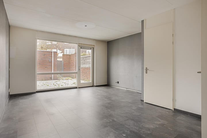 Photo 7 of Demerstraat 2