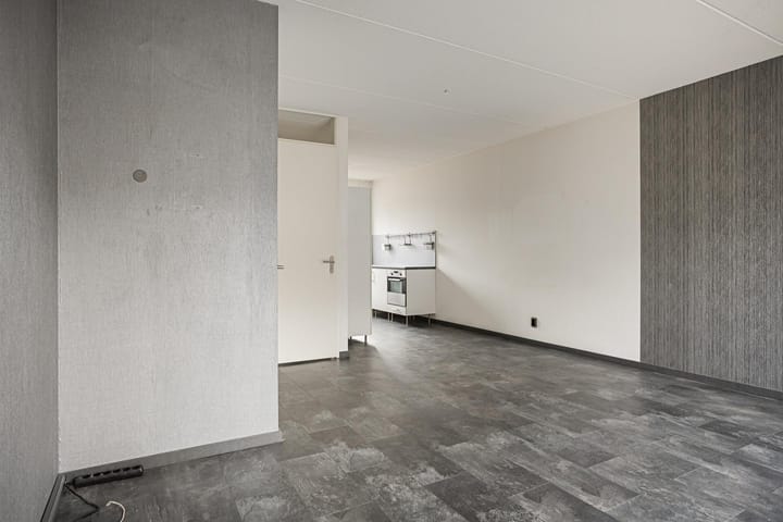 Photo 9 of Demerstraat 2