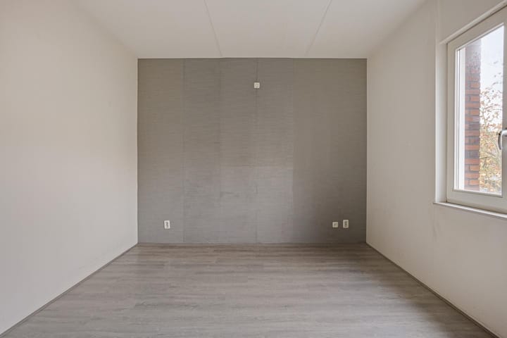 Photo 15 of Demerstraat 2