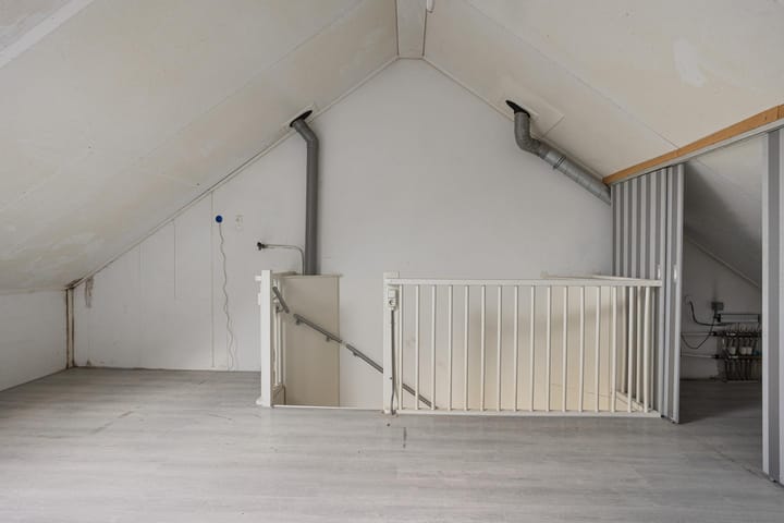 Photo 25 of Demerstraat 2