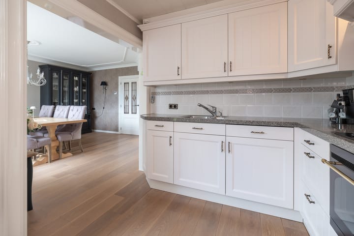 Foto 12 van Rootselaar 17