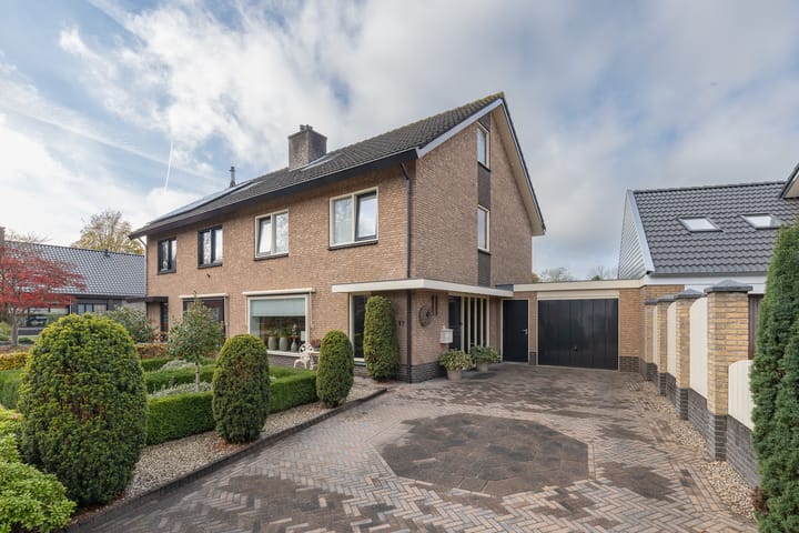 Foto 58 van Rootselaar 17