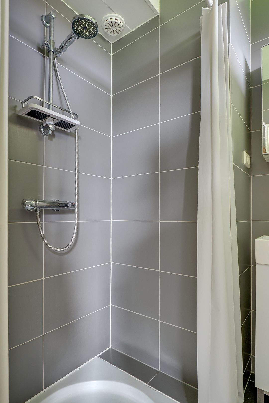 Foto 26 van Detmoldstraat 80-1