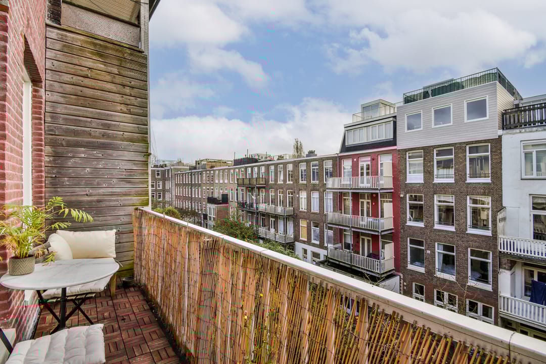 Photo 13 of Brederodestraat 21-3