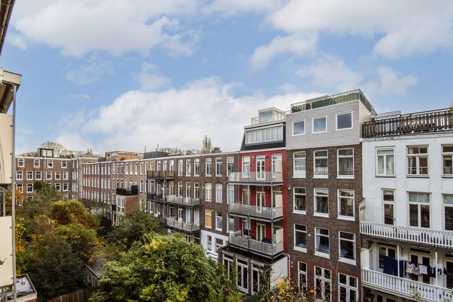 Photo 14 of Brederodestraat 21-3