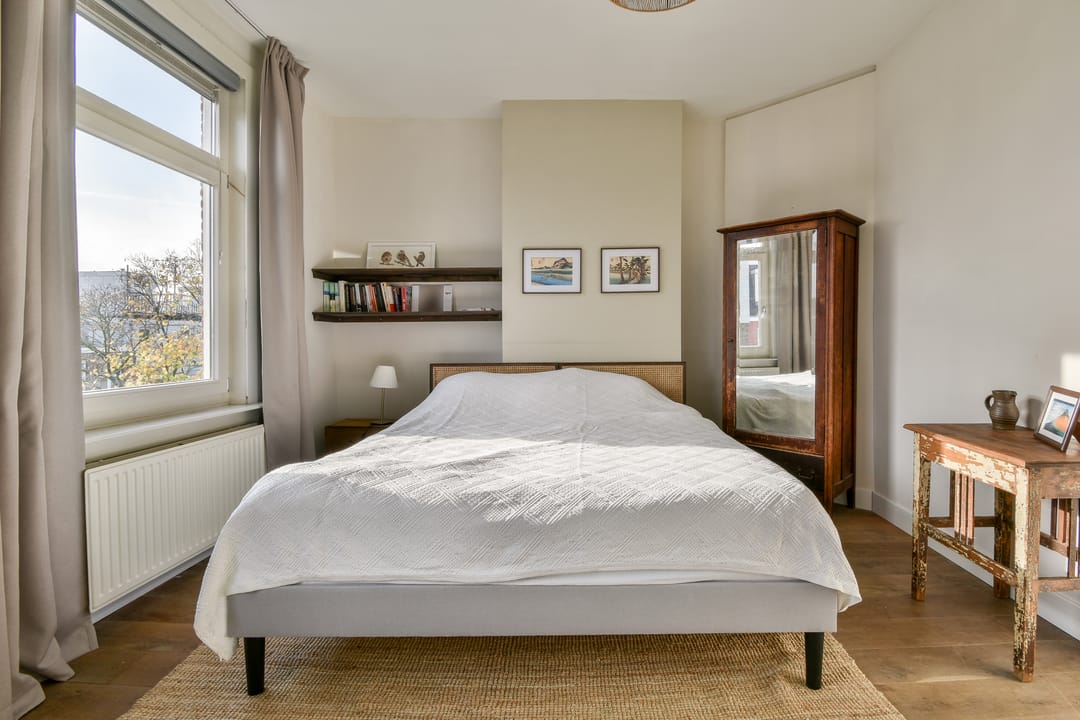 Photo 17 of Brederodestraat 21-3