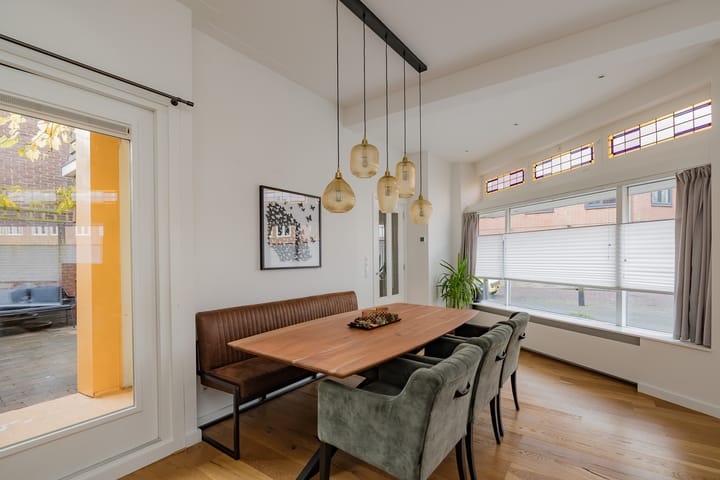 Photo 11 of Houtmanstraat 35