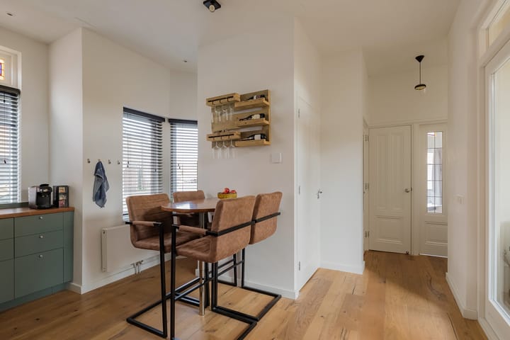 Photo 21 of Houtmanstraat 35