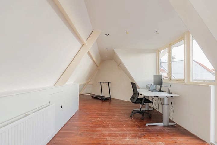 Photo 45 of Houtmanstraat 35