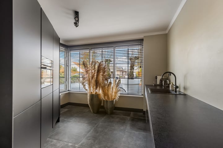 Photo 25 of Middelweg 44