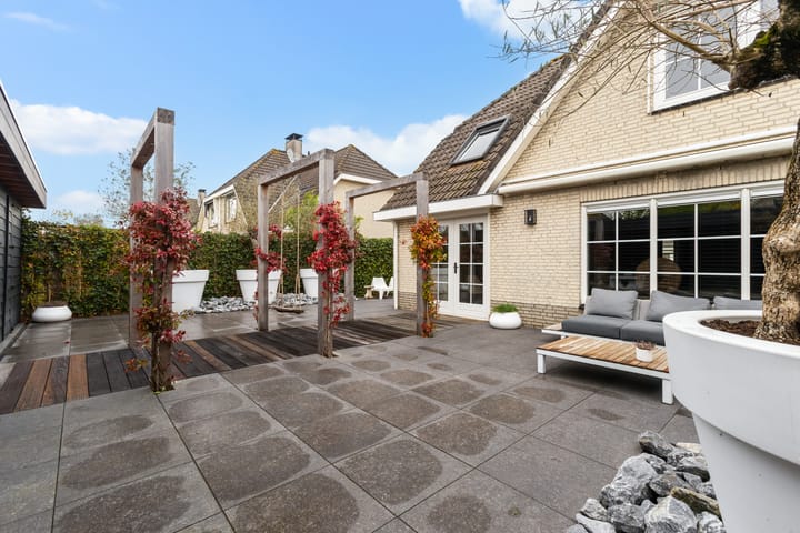 Photo 45 of Middelweg 44