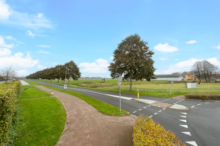 Photo 53 of Middelweg 44