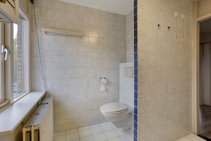 Photo 24 of De Bourbonstraat 9