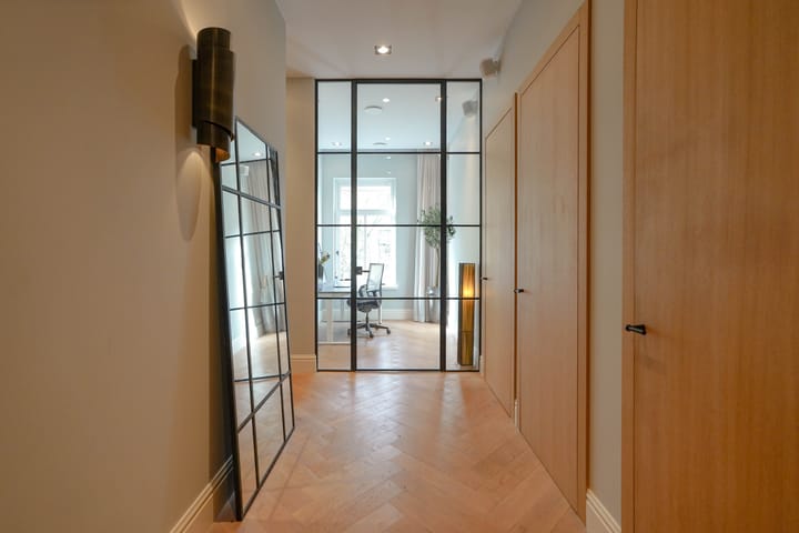 Foto 9 van Surinamestraat 49