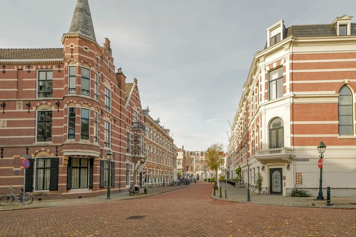 Foto 42 van Surinamestraat 49
