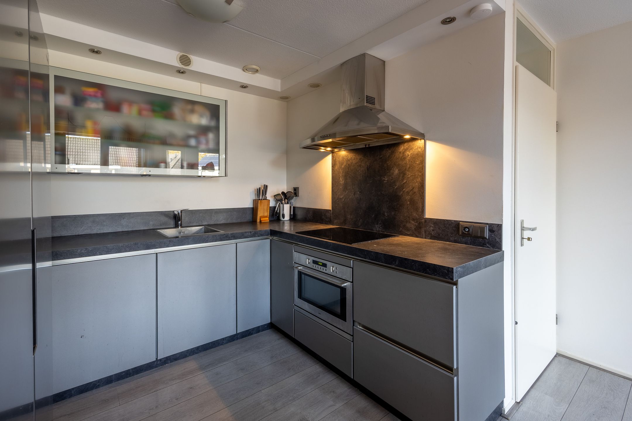 Foto 18 van Leeuwstraat 34