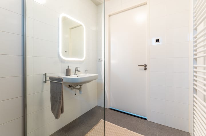 Photo 12 of Sprenglaar 108