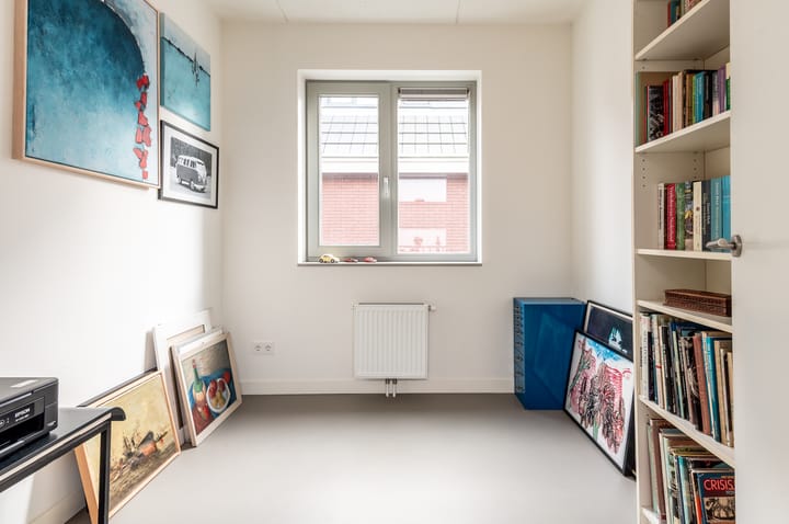 Photo 34 of Sprenglaar 108