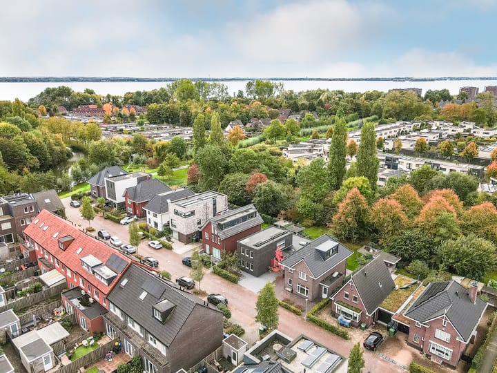 Photo 48 of Sprenglaar 108