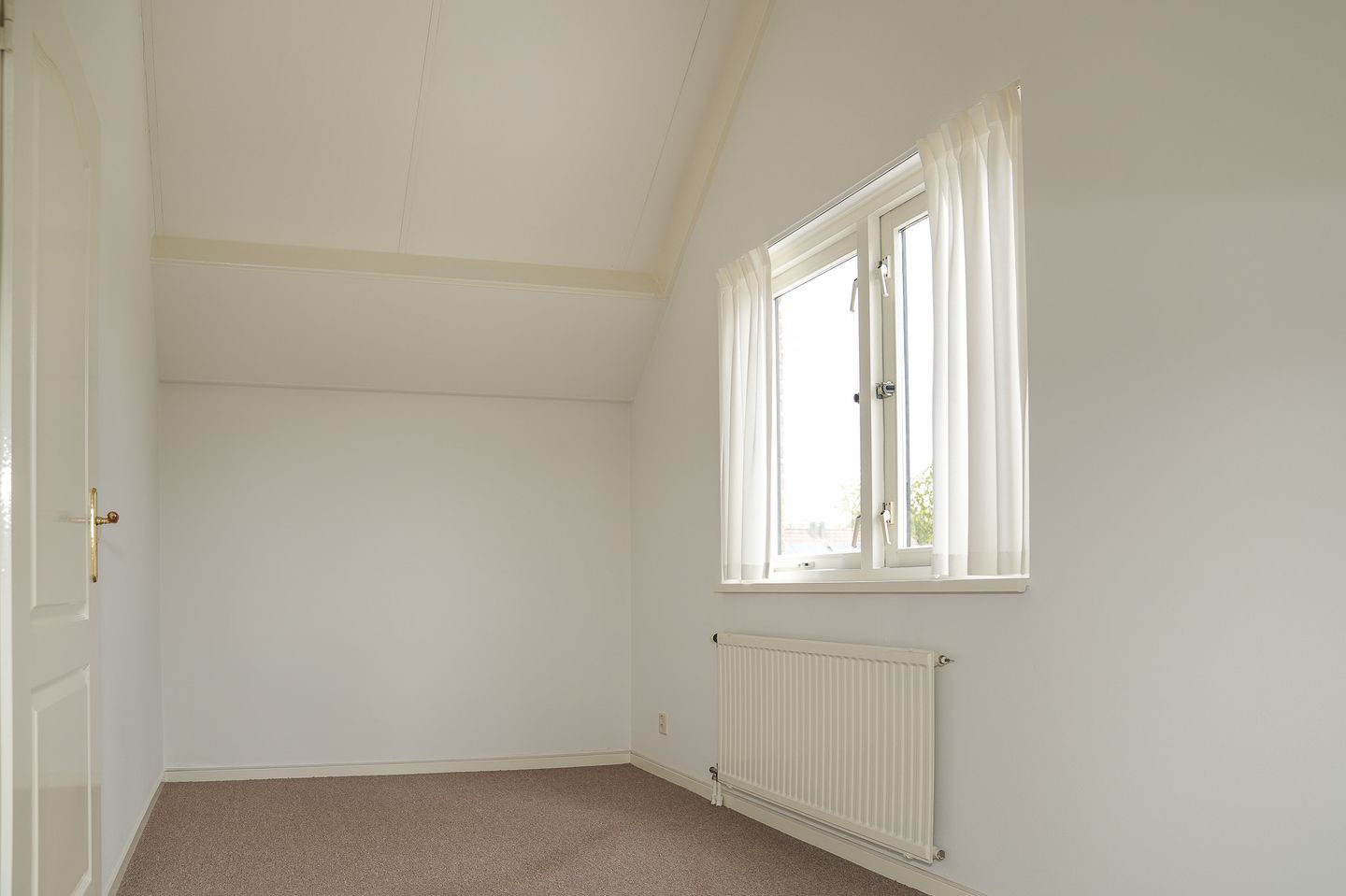 Foto 25 van Henry Dunantstraat 16