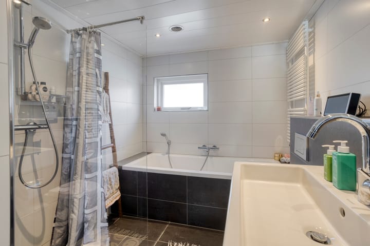 Foto 14 van Spoorstraat 26