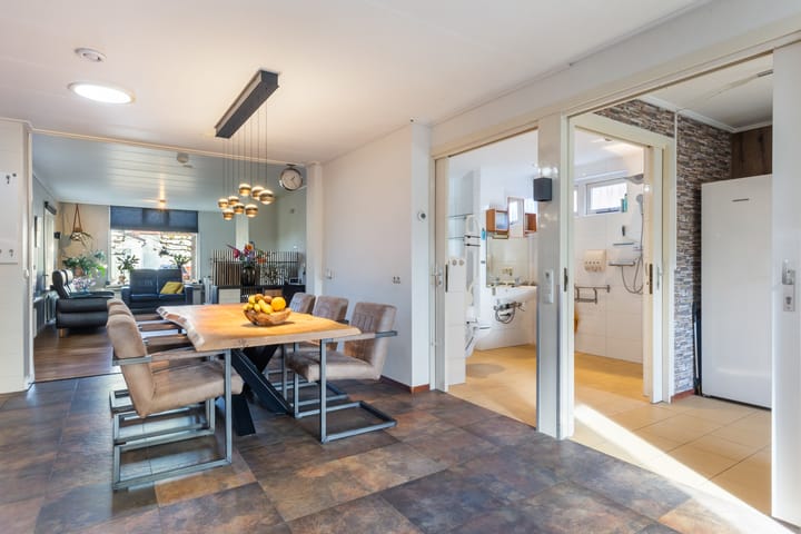 Photo 9 of Molenstraat 126