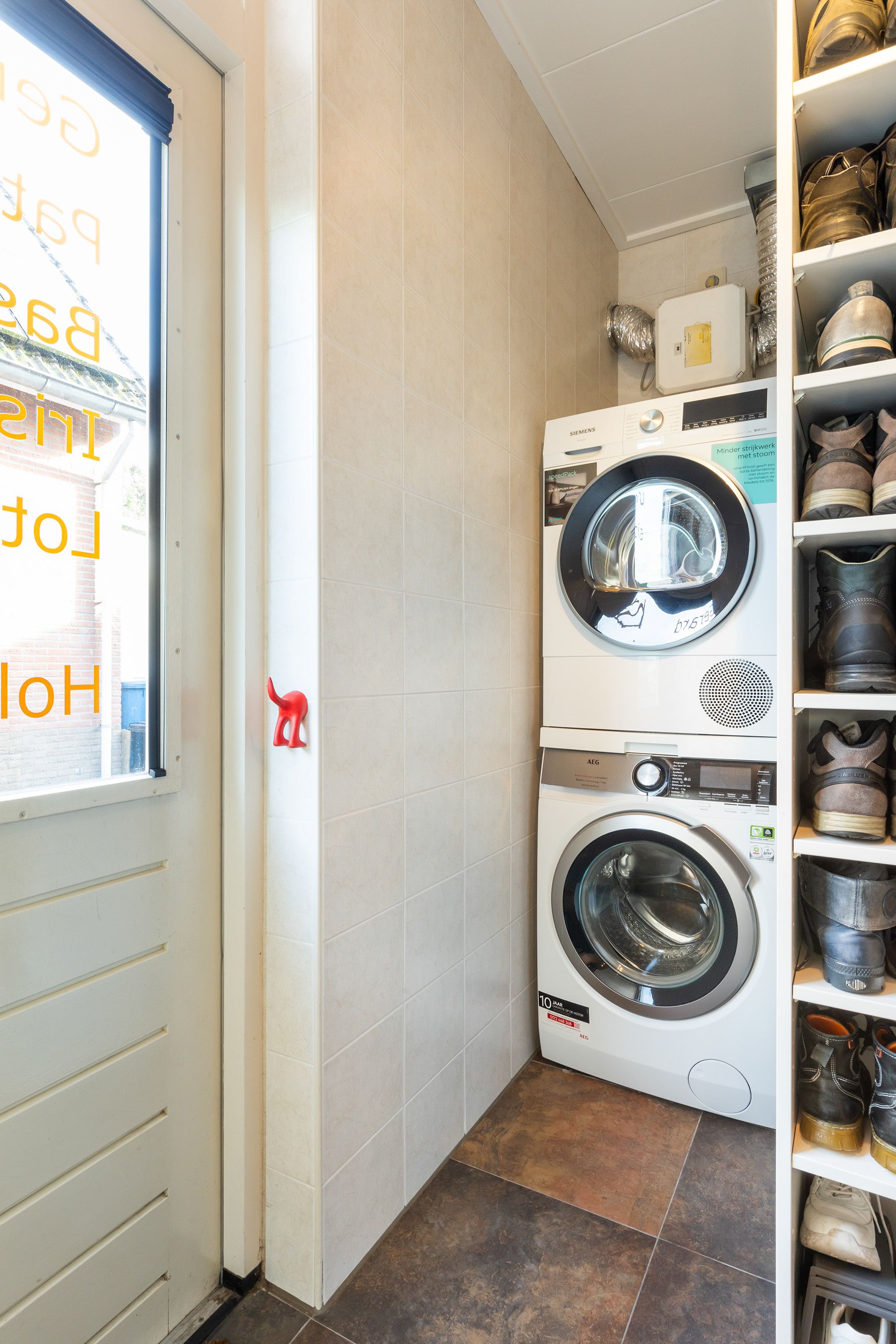 Foto 33 van Molenstraat 126