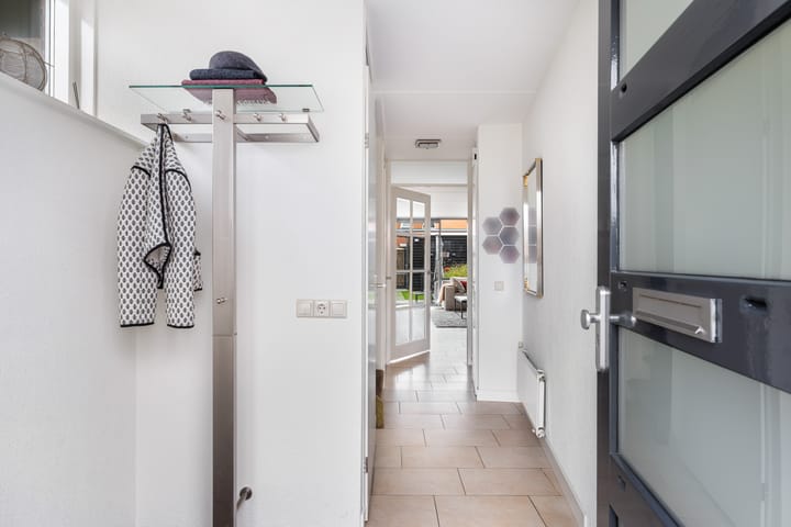 Photo 5 of Agnes Bartoutslaan 58