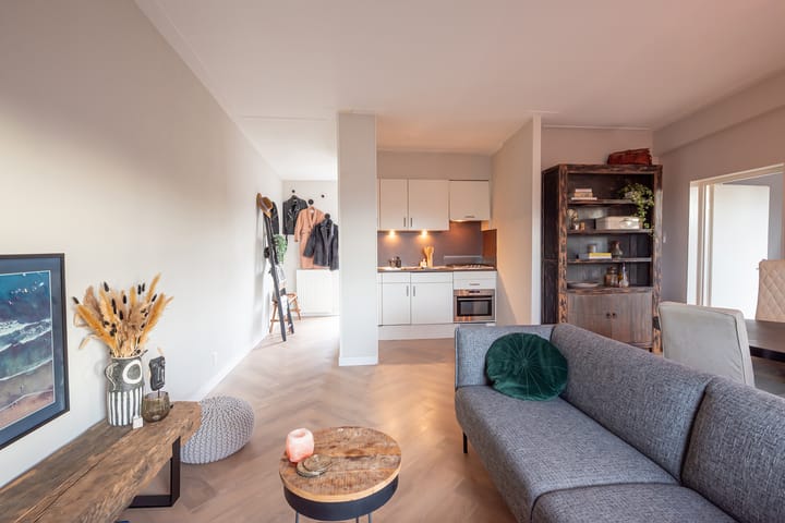 Photo 9 of Marjoleinpad 70