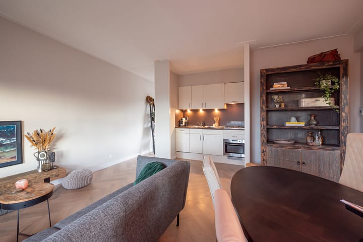 Photo 11 of Marjoleinpad 70