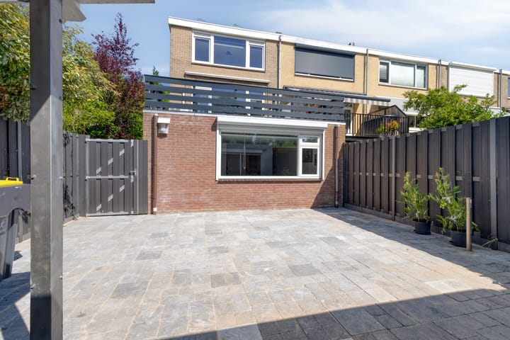 Photo 3 of Waalhavenstraat 28