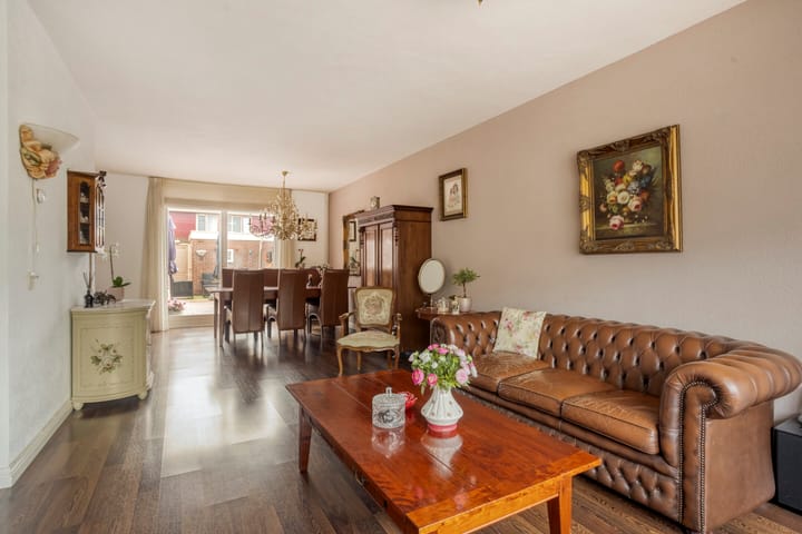 Photo 11 of Waterrad 82