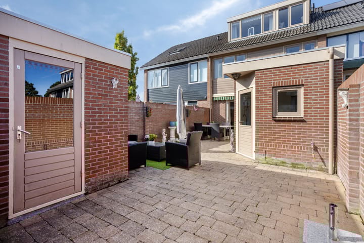 Photo 45 of Waterrad 82