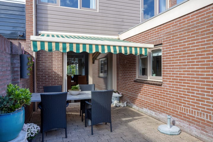 Photo 46 of Waterrad 82