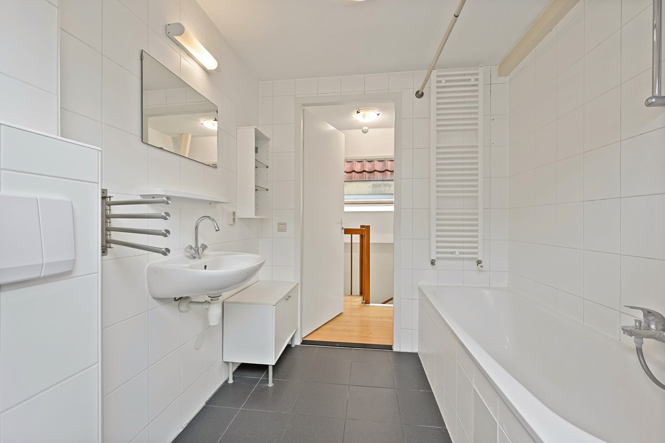 Photo 21 of Schoolstraat 12-A